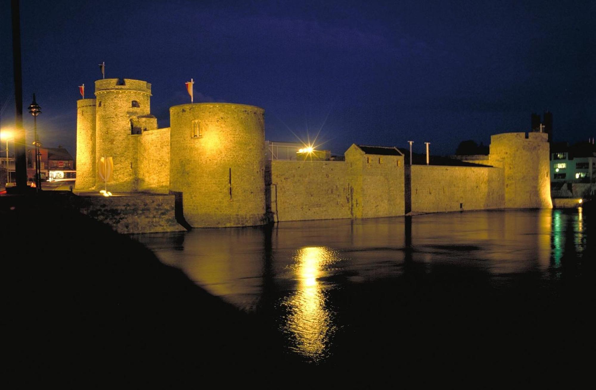 Limerick City Hotel Exterior foto